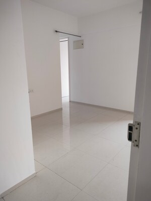 2 BHK Apartment For Rent in Shreyas Palladium Grand, Dhanori