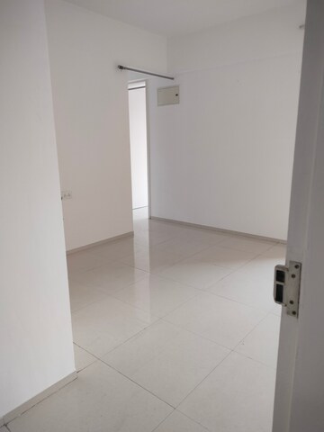 2 BHK Apartment For Rent in Shreyas Palladium Grand, Dhanori