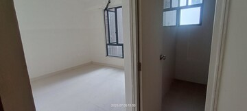 Room in 4 BHK Apartment at New Town Action AreA-Iii – for Rent