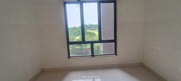 Room in 4 BHK Apartment at New Town Action AreA-Iii – for Rent