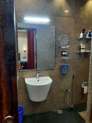 Attached Bathroom in 3 BHK Apartment at Vinayagar Oceanic, Paanduranga Puram – for Sale