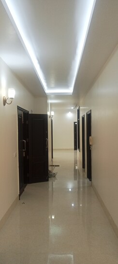 3 BHK + Servant Room Builder Floor For Sale in Panchsheel Enclave