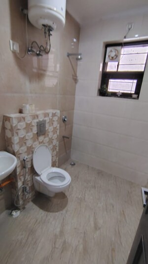 Bathroom in 3 BHK Apartment at Sector 43 – for Rent