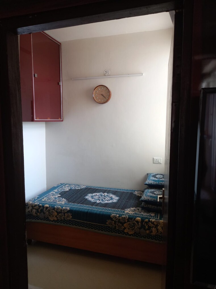 Bedroom, land-craft-metro-homes-phase-1 2 Bedroom 586 Sq.Ft. Apartment In Basantpur Saitli Ghaziabad 9299623