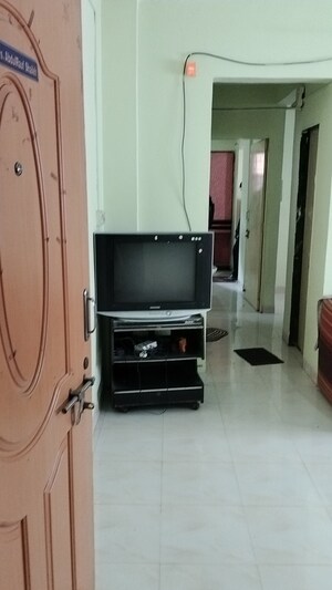 Furnished Amenities in 1 BHK Apartment at Surobhi Kunj, Tingre Nagar – for Rent