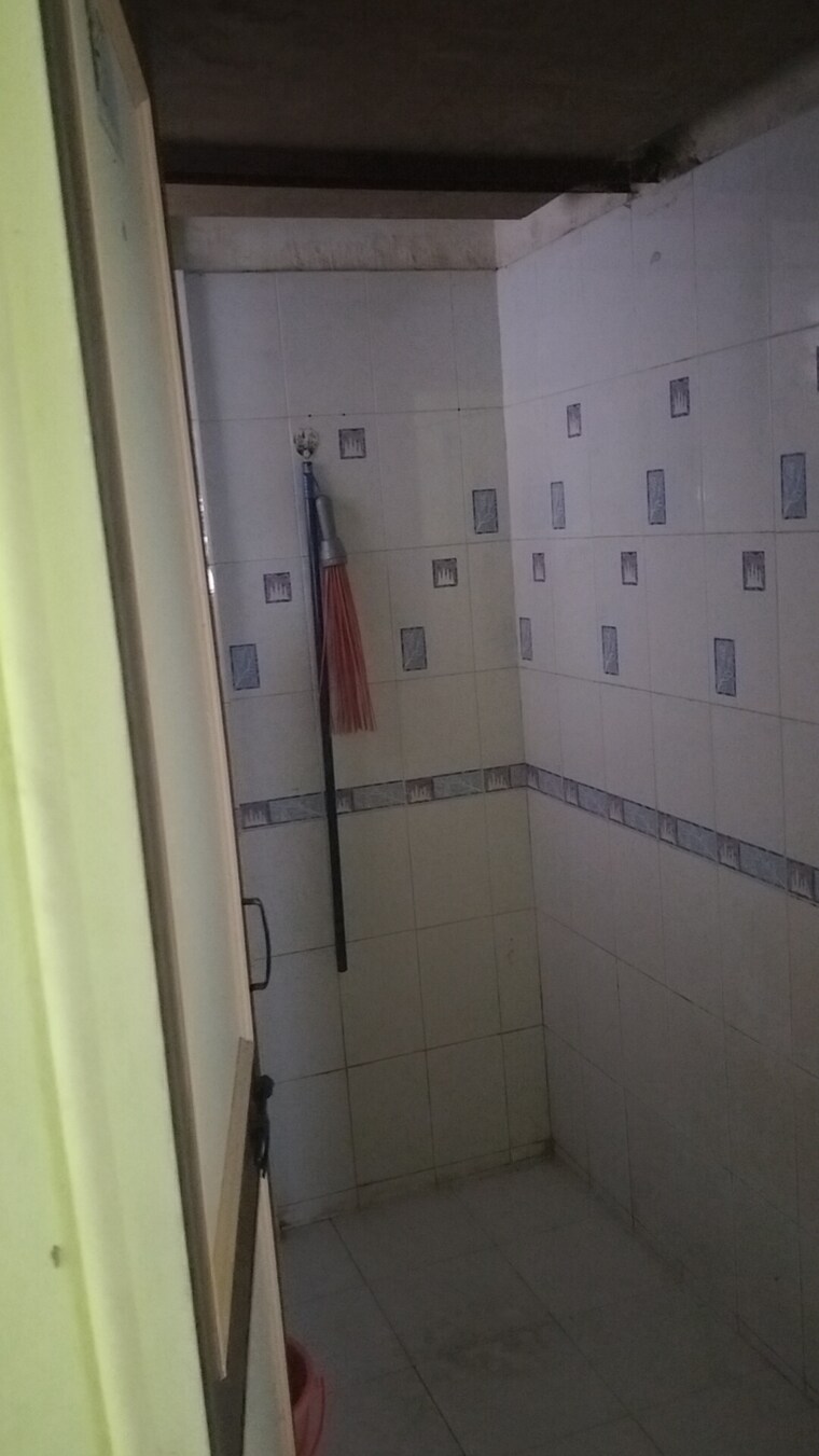 Bathroom, surobhi-kunj 1 Bedroom 530 Sq.Ft. Apartment In Tingre Nagar Pune 9299601