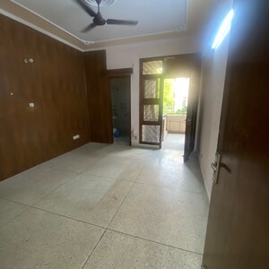 Room in 3 BHK Apartment at Sector 21c – for Rent