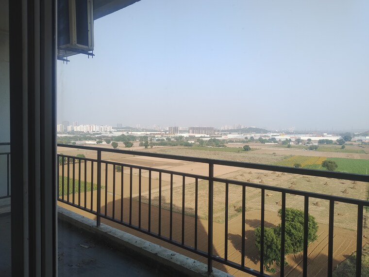 Balcony, umang-winter-hills 3 Bedroom 1940 Sq.Ft. Apartment In Sector 77 Gurgaon 9299605