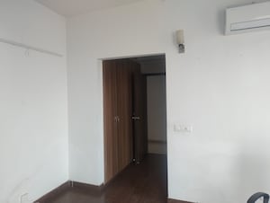 Room in 3 BHK Apartment at Umang Winter Hills, Sector 77 – for Rent