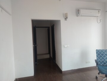 Room in 3 BHK Apartment at Umang Winter Hills, Sector 77 – for Rent