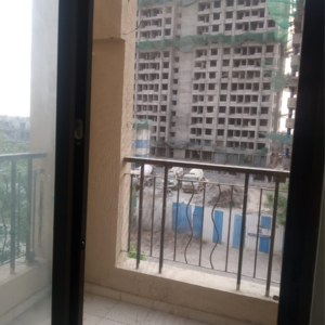 Room in 1 BHK Apartment at Mahalunge – for Rent