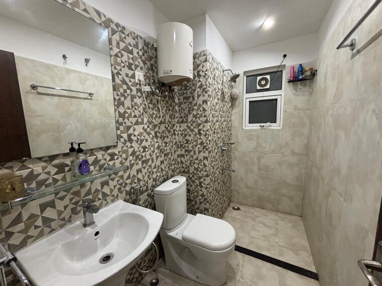 Bathroom, mani-casa 3 Bedroom 1450 Sq.Ft. Apartment In New Town Kolkata 9299646