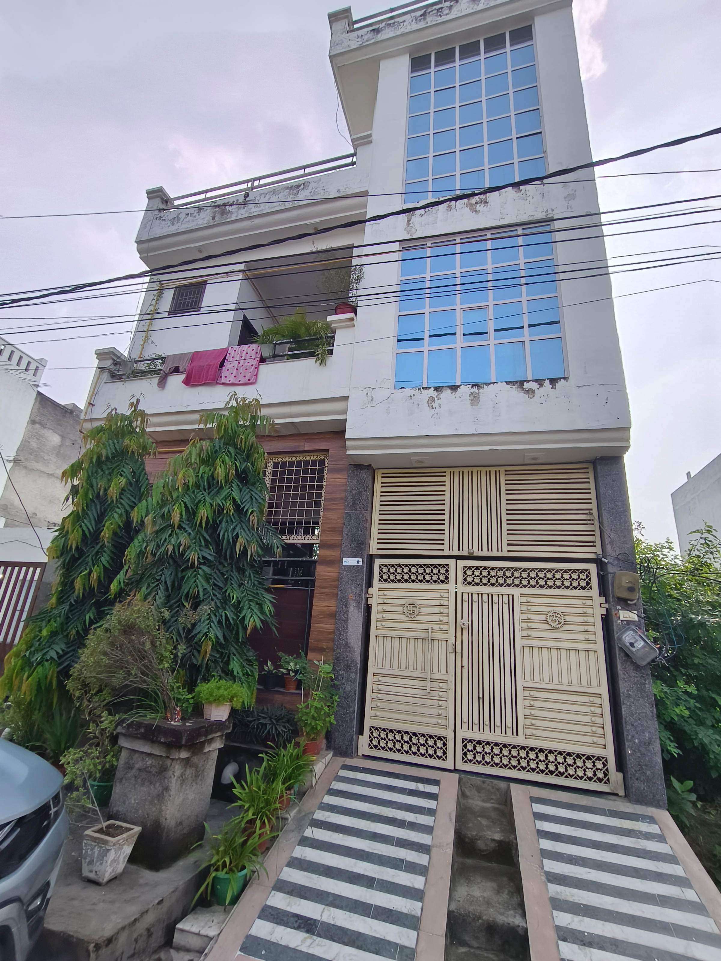 4 BHK + Study Room Independent House For Sale in Rishi Nagar 