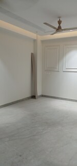 3 BHK 1200 Sq.Ft. Apartment in Mayur Vihar 1