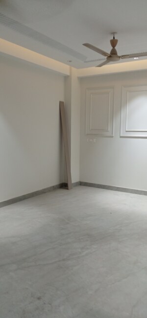 3 BHK Apartment For Rent in Mayur Vihar 1