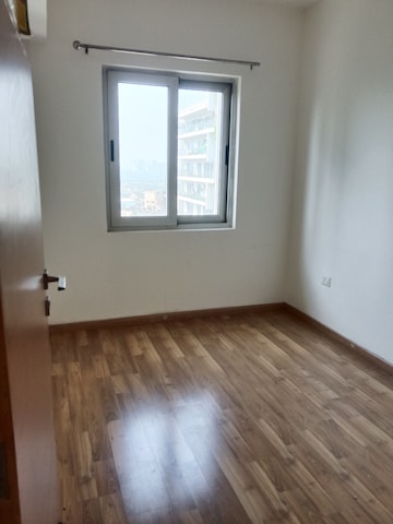 Room in 2 BHK Apartment at Tata Gurgaon Gateway, Sector 112 – for Rent