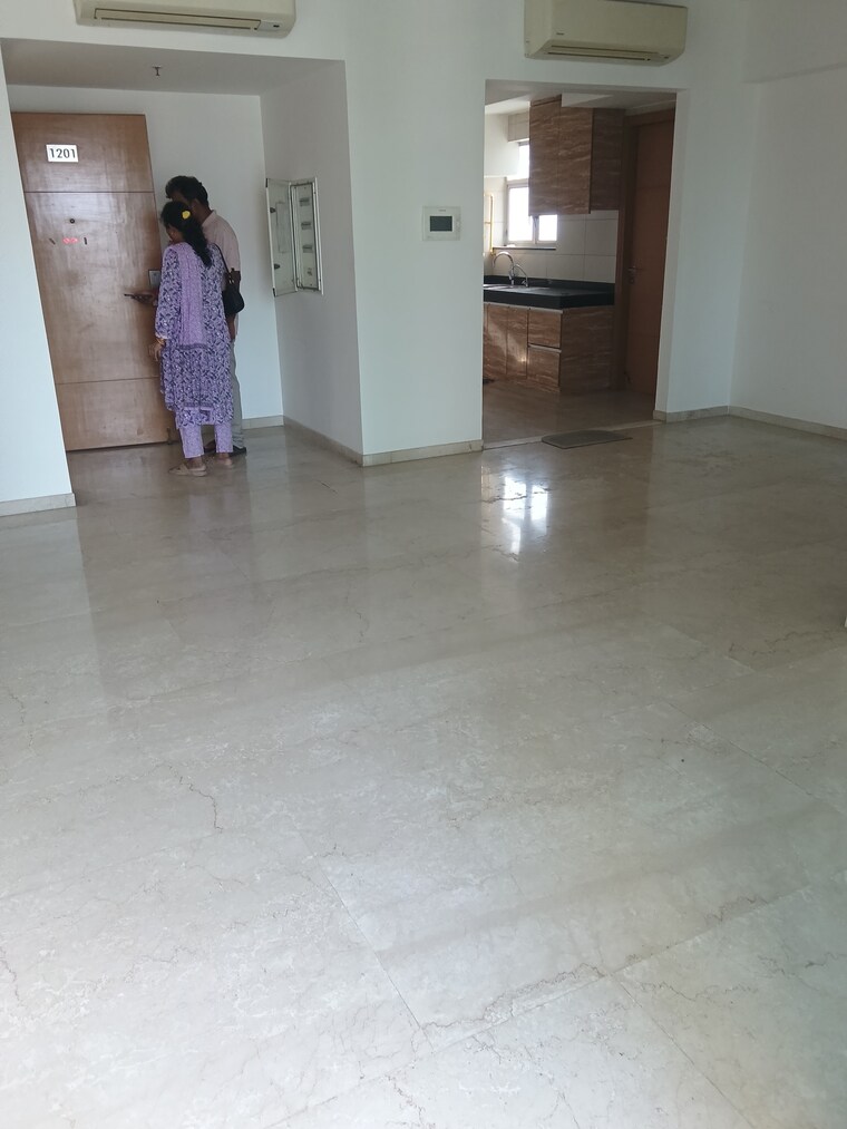 Room, tata-gurgaon-gateway 2 Bedroom 1580 Sq.Ft. Apartment In Sector 112 Gurgaon 9299676