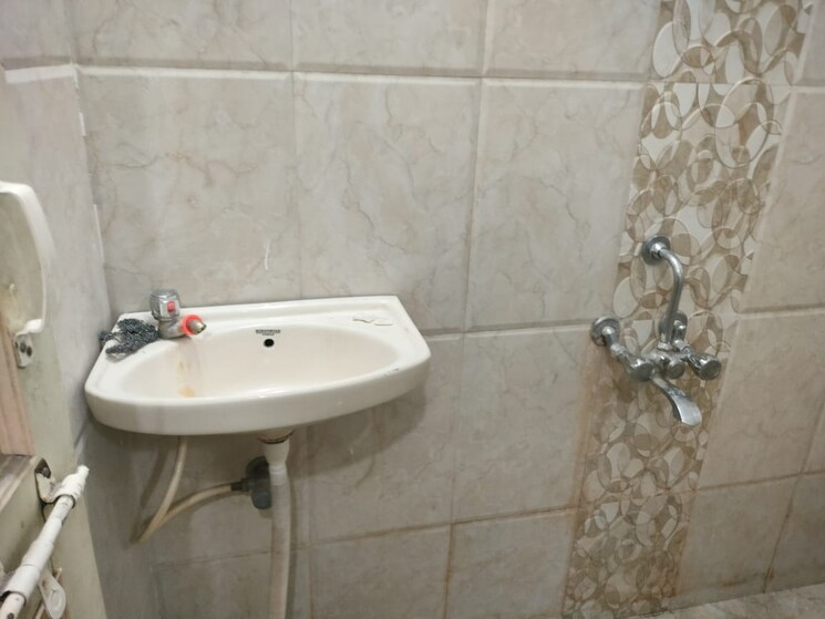 Bathroom, laxmi-nagar-society 1 Bedroom 680 Sq.Ft. Apartment In Dhanori Pune 9299679