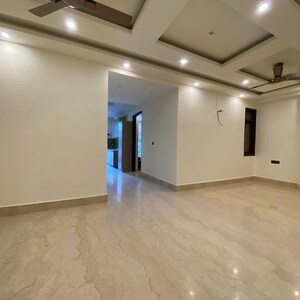 Room in 4 BHK Builder Floor at Chattarpur – for Rent