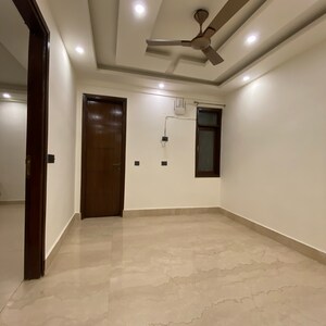 Room in 4 BHK Builder Floor at Chattarpur – for Rent