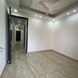 Room in 1 BHK Builder Floor at Chattarpur – for Rent