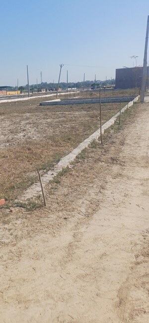  Plot For Sale in Jewar