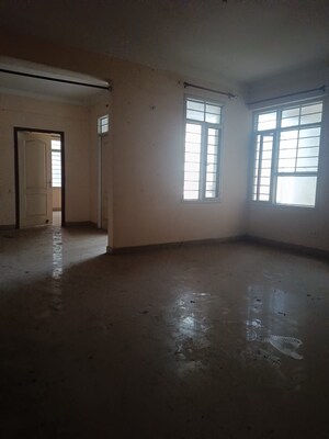 Room in 3 BHK Apartment at Eldeco Eternia, Sitapur Road – for Rent
