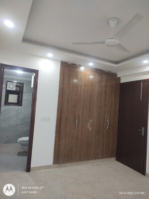 Furnished Amenities in 3 BHK Builder Floor at Mehrauli – for Sale