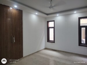 Room in 3 BHK Builder Floor at Mehrauli – for Sale