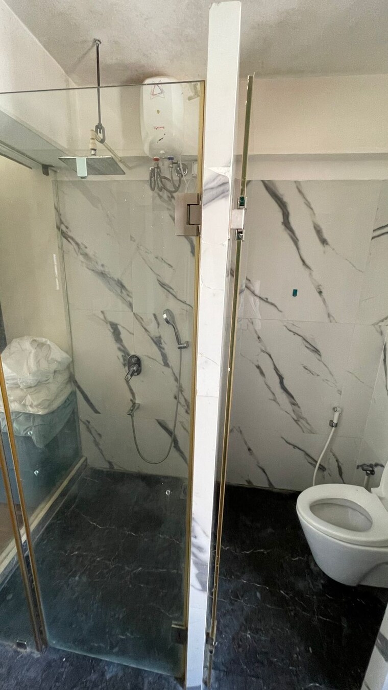 Bathroom, sunteck-city-avenue-4 2 Bedroom 644 Sq.Ft. Apartment In Goregaon West Mumbai 9299825