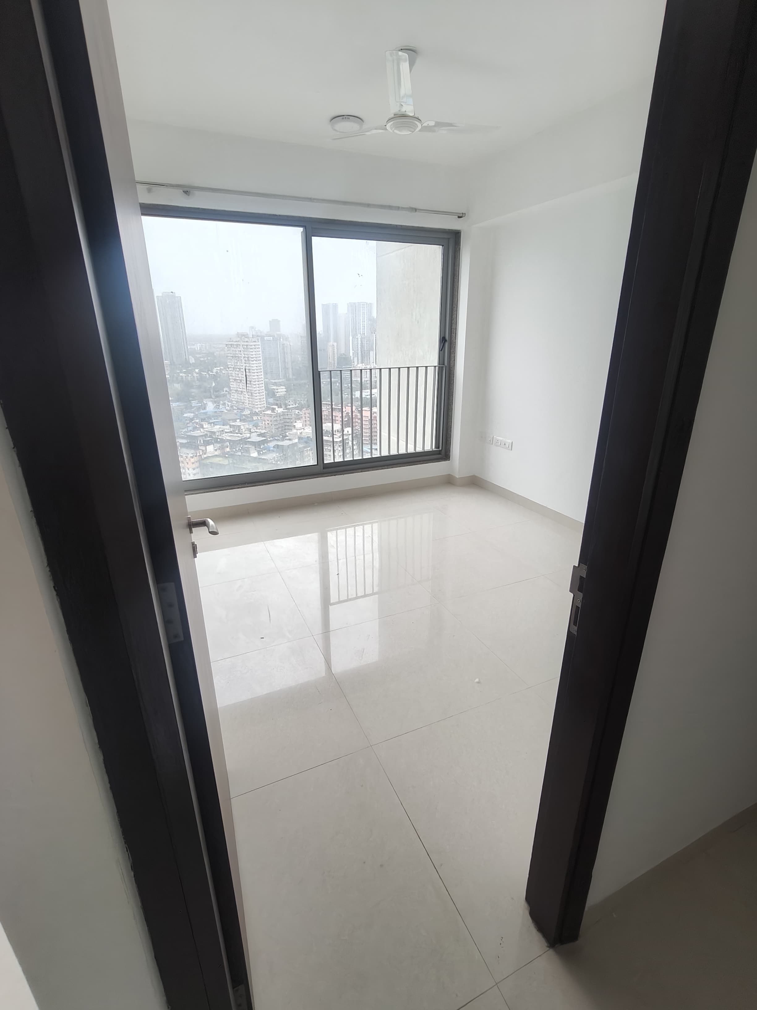 3 BHK + Pooja Room Apartment For Rent in Sunteck City Avenue 4