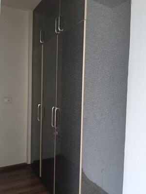 Furnished Amenities in 3.5 BHK Apartment at Anant Raj Maceo, Sector 91 – for Rent