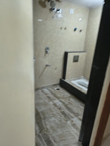 Furnished Amenities in 2 BHK Apartment at Surbhi CHS Kurla, Kurla East – for Rent
