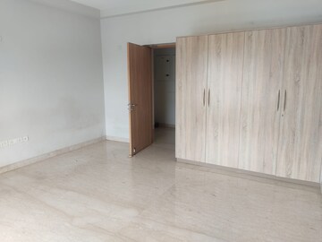 Room in 3 BHK Apartment at Sterling Finsbury Park, Haudin Road – for Rent