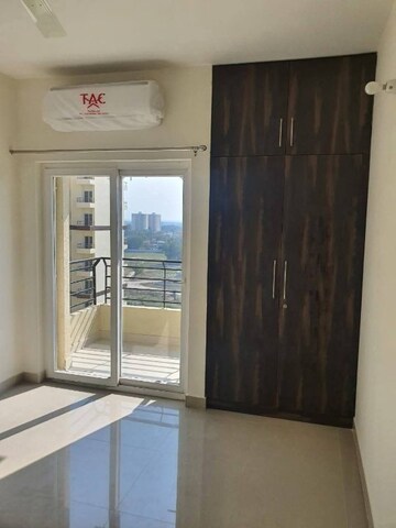 3 BHK Apartment For Rent in Pardos Okas Residency, Sushant Golf City