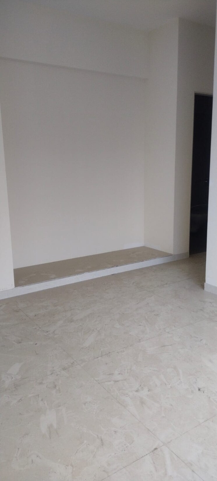 Room, vijay-orovia 3 Bedroom 869 Sq.Ft. Apartment In Ghodbunder Road Thane 9299899