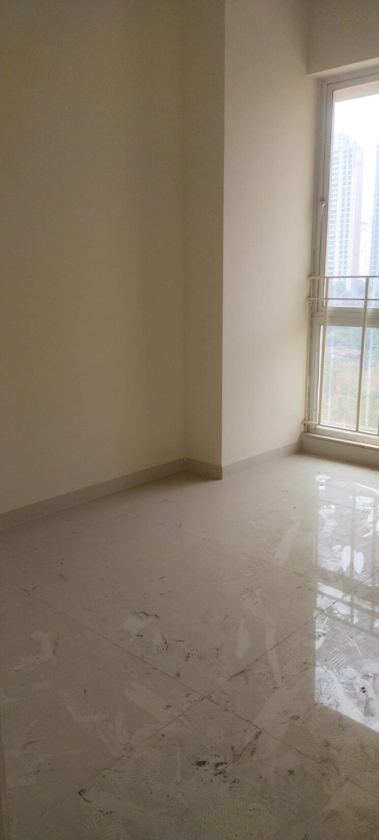 Room, vijay-orovia 3 Bedroom 869 Sq.Ft. Apartment In Ghodbunder Road Thane 9299899