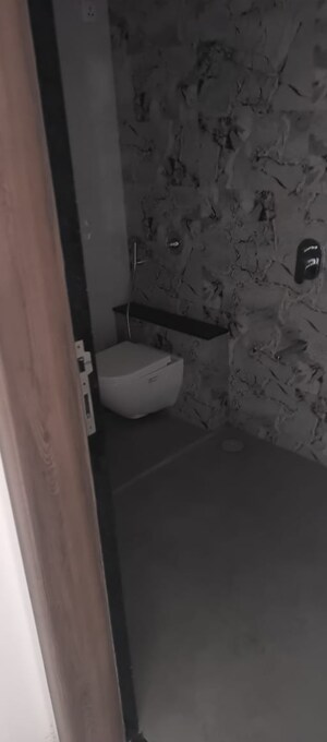 Bathroom in 3.5 BHK Apartment at Supreme Amadore, Baner – for Sale