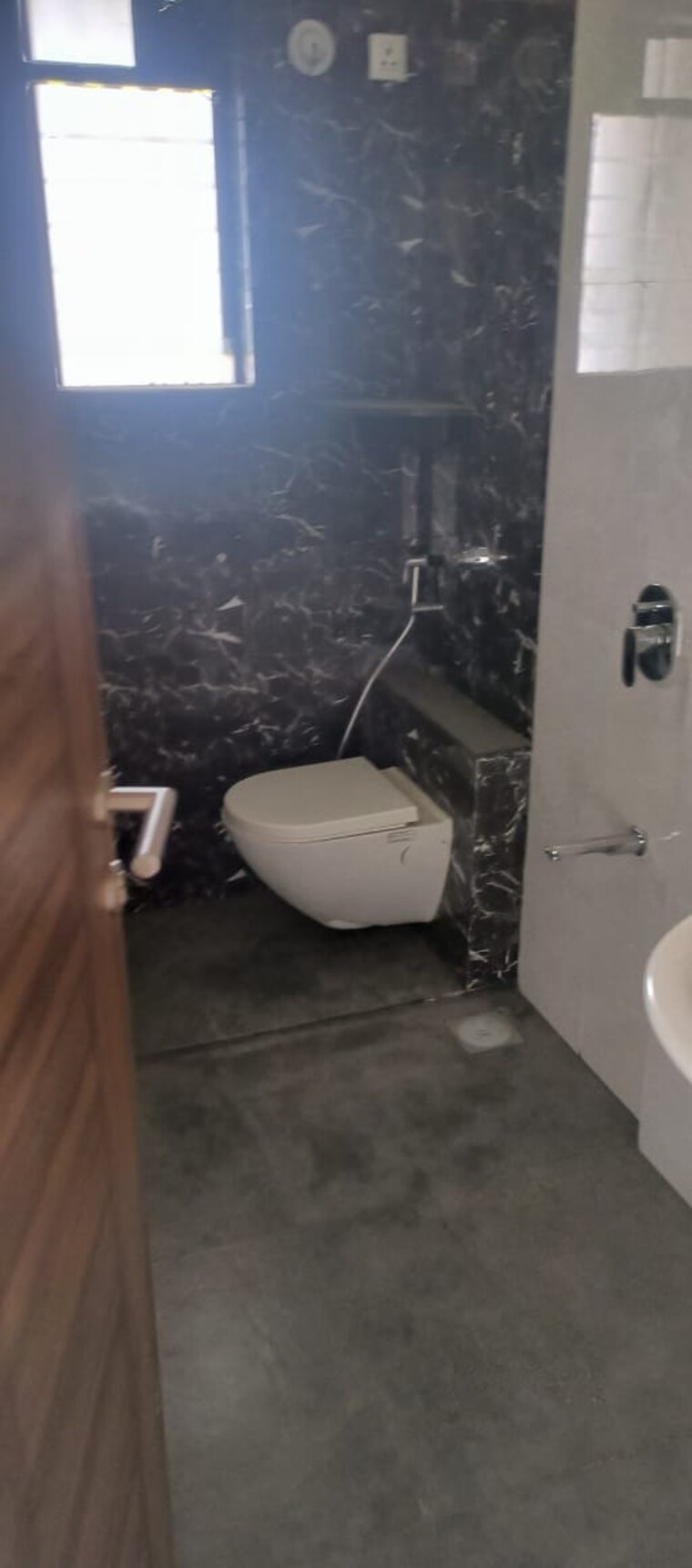 Bathroom, supreme-amadore 3.5 Bedroom 2100 Sq.Ft. Apartment In Baner Pune 9299919