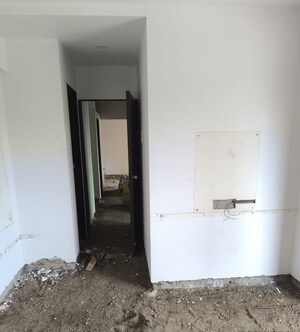 Room in 3 BHK Apartment at Durga Imperial, Kalyan East – for Rent