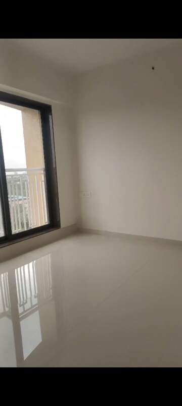 Furnished Amenities in 2 BHK Apartment at Sayba Orchid, Kurla East – for Rent
