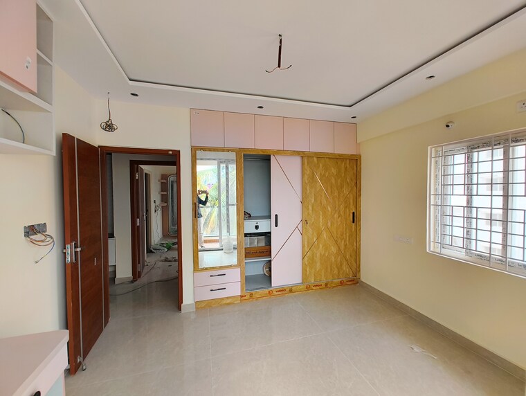 Room, lakshmi-nilayam-indiranagar 3 Bedroom 1600 Sq.Ft. Apartment In Indiranagar Bangalore 9299984