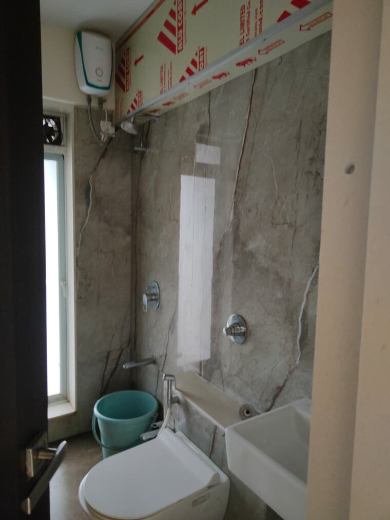 Bathroom, blumen-apartments 2 Bedroom 645 Sq.Ft. Apartment In Vikhroli West Mumbai 9299997