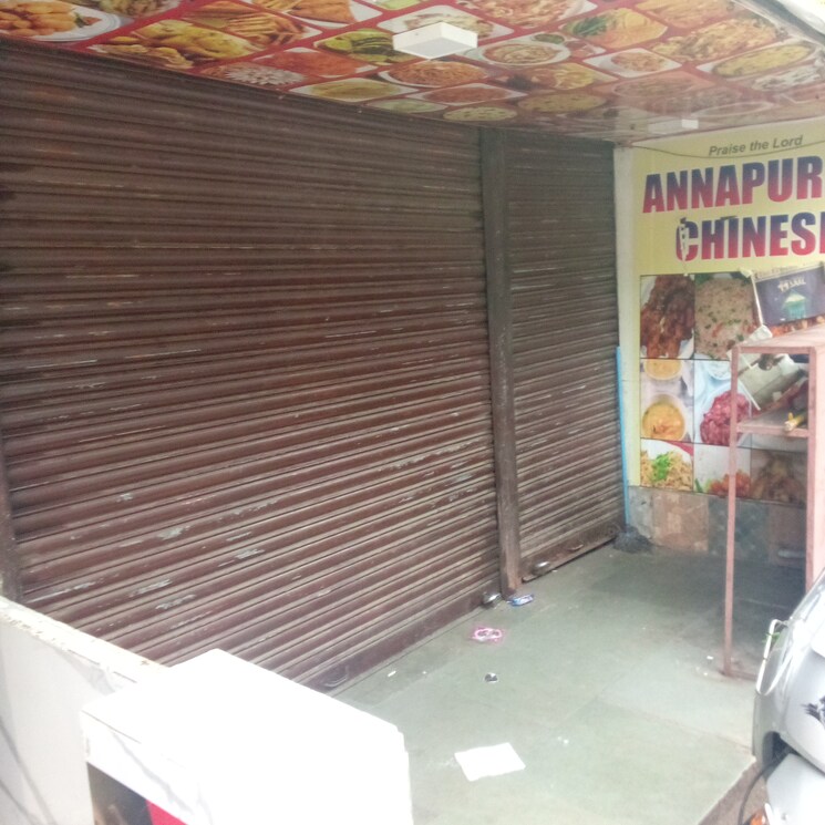 Bathroom, samata-chs-goregaon-west Commercial Shop 350 Sq.Ft. In Goregaon West Mumbai 9299995