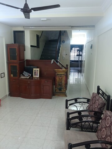 3 BHK Villa For Rent in Unnat Nagar 43-44, Goregaon West