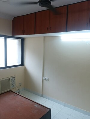 Room in 3 BHK Villa at Unnat Nagar 43-44, Goregaon West – for Rent