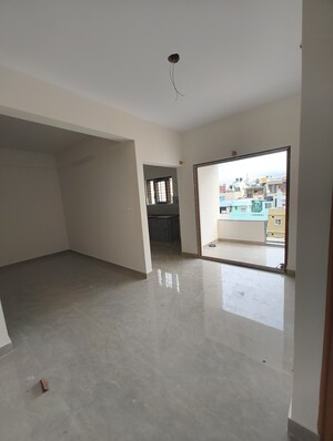 Room in 2 BHK Builder Floor at Swastika Residency Indiranagar, Indiranagar – for Rent