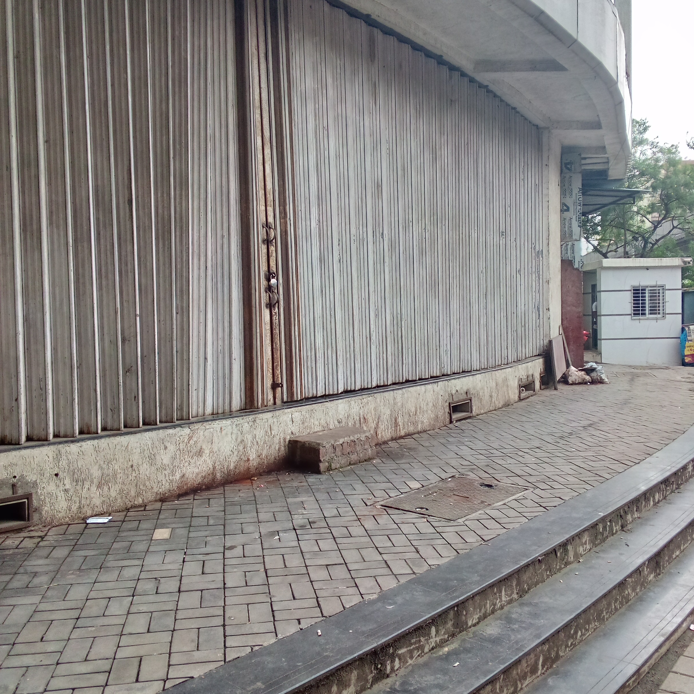 Showroom For Rent in Lotus  Lotus Heights