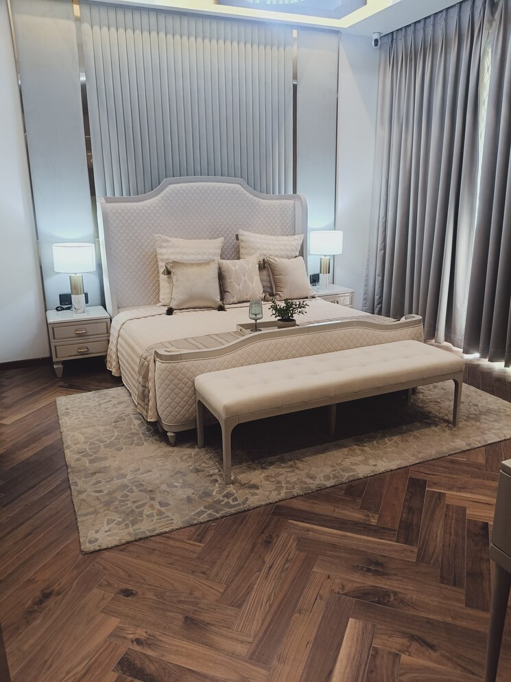 Bedroom, mahagun-medalleo 3.5 Bedroom 2500 Sq.Ft. Apartment In Sector 107 Noida 9300036