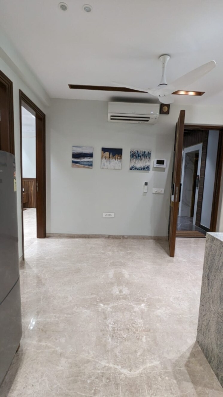 Living Room, kalkaji 3 Bedroom 2500 Sq.Ft. Builder Floor In Kalkaji Delhi 9300094